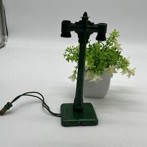 American Flyer Prewar O Gauge Double Lamp Post – Metal – Untested
